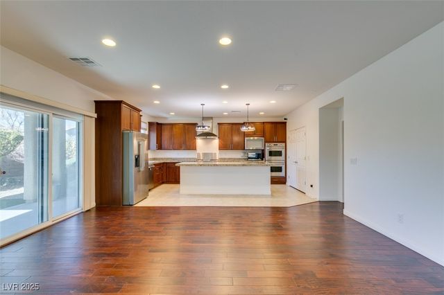 10465 Saddle Mountain Street, Las Vegas, NV 89178