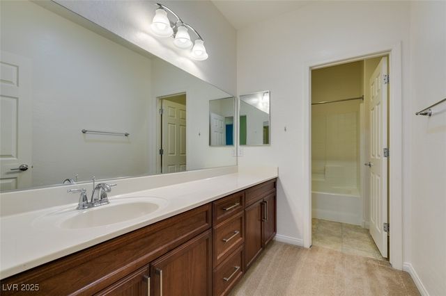 10465 Saddle Mountain Street, Las Vegas, NV 89178