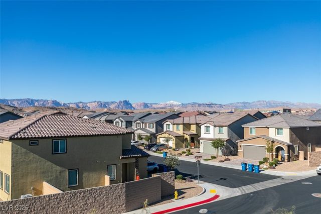 10465 Saddle Mountain Street, Las Vegas, NV 89178