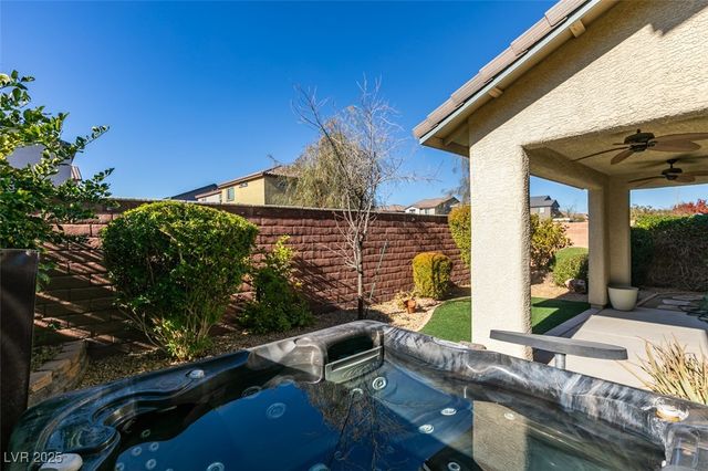 10465 Saddle Mountain Street, Las Vegas, NV 89178