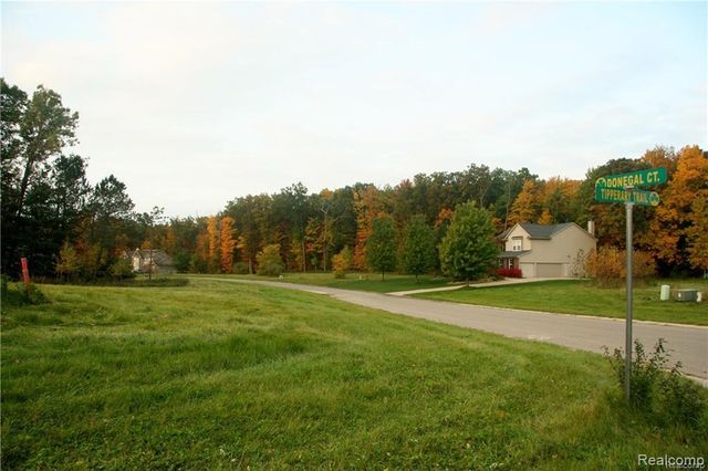 20 Tipperary Trail, Fenton, MI 48430