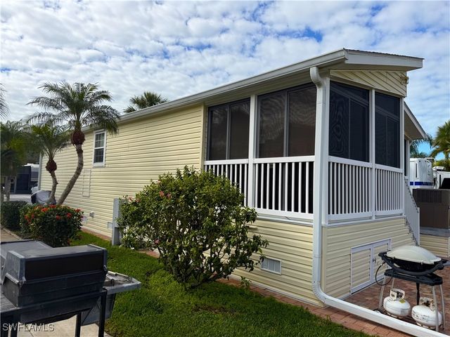 1631 Diamond Lake CIR, Naples, FL 34114