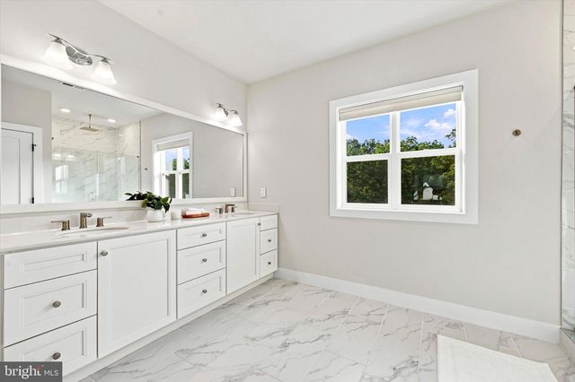 236 LILY LN, Kennett Square, PA 19348