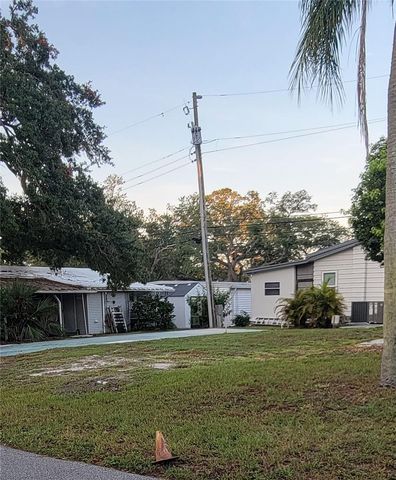 585 SKY HARBOR DRIVE 126, Clearwater, FL 33759