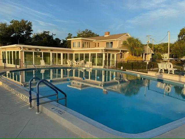 585 SKY HARBOR DRIVE 126, Clearwater, FL 33759