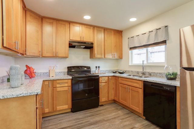 39904 Lindsay Mcdermott Ln, Fremont, CA 94538