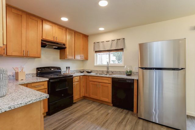 39904 Lindsay Mcdermott Ln, Fremont, CA 94538