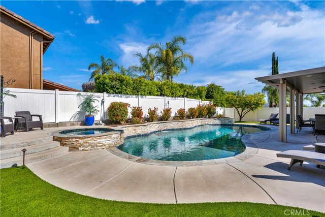 23122 Continental, Canyon Lake, CA 92587