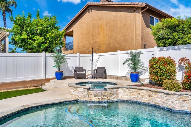 23122 Continental, Canyon Lake, CA 92587