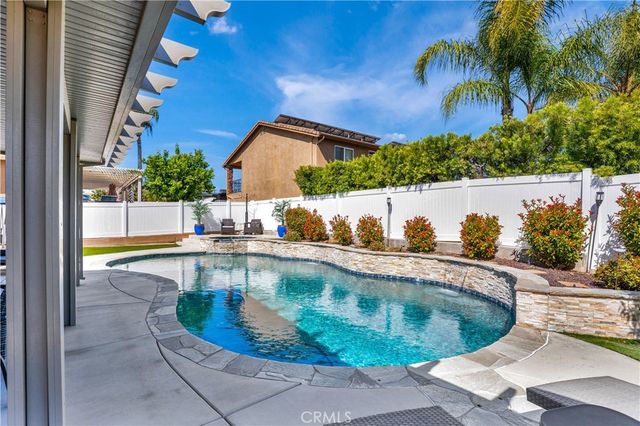 23122 Continental, Canyon Lake, CA 92587