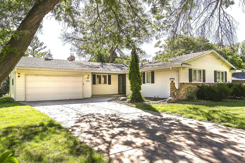 4020 Orleans Lane N, Plymouth, MN 55441