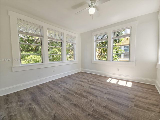 2007 SW 10th St 3, Miami, FL 33135