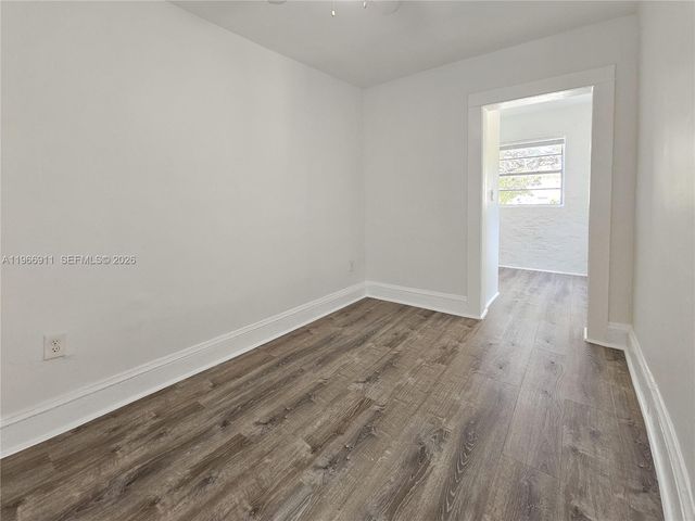 2007 SW 10th St 3, Miami, FL 33135