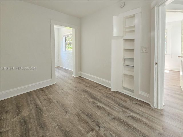 2007 SW 10th St 3, Miami, FL 33135