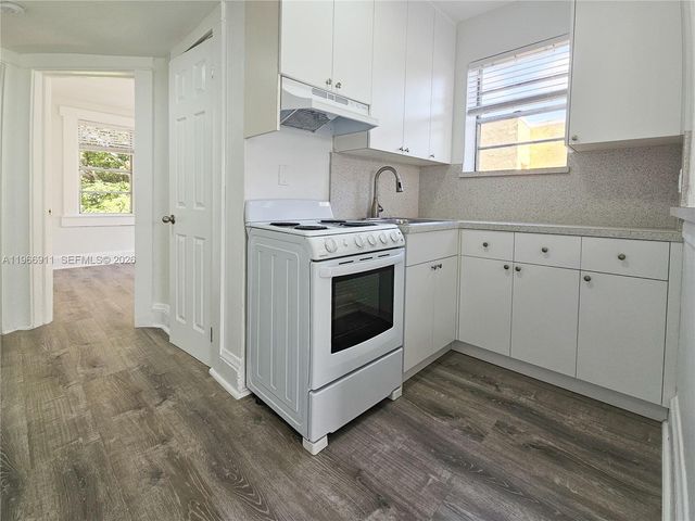 2007 SW 10th St 3, Miami, FL 33135