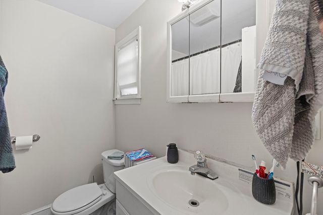 108 Cass St, Boston, MA 02132