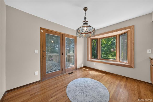 5954 Snow Apple Drive, Independence Charter Township, MI 48346