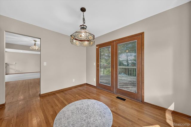 5954 Snow Apple Drive, Independence Charter Township, MI 48346