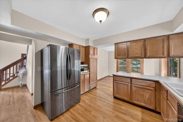 5954 Snow Apple Drive, Independence Charter Township, MI 48346