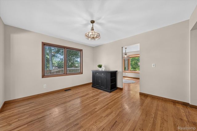 5954 Snow Apple Drive, Independence Charter Township, MI 48346