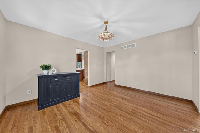 5954 Snow Apple Drive, Independence Charter Township, MI 48346