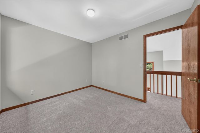 5954 Snow Apple Drive, Independence Charter Township, MI 48346