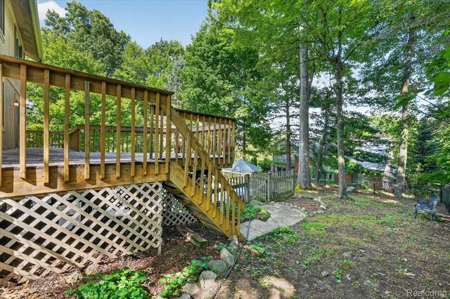 5954 Snow Apple Drive, Independence Charter Township, MI 48346