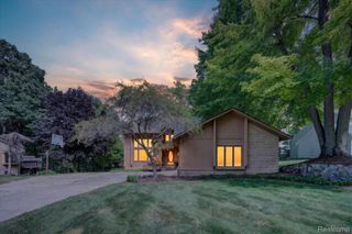 5954 Snow Apple Drive, Independence Charter Township, MI 48346