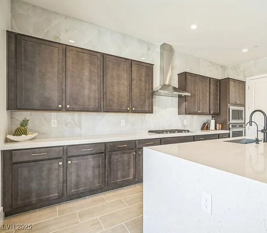 9031 Coastal Oaks Street, Las Vegas, NV 89166