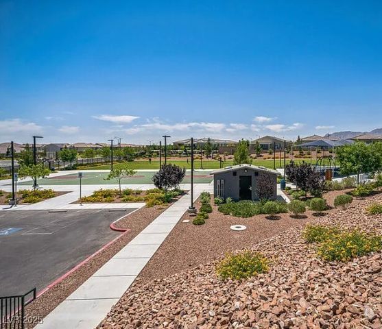 9031 Coastal Oaks Street, Las Vegas, NV 89166