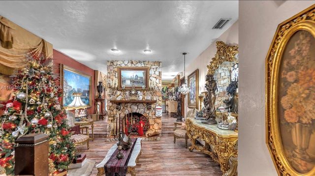 15425 SW 268th St, Homestead, FL 33032