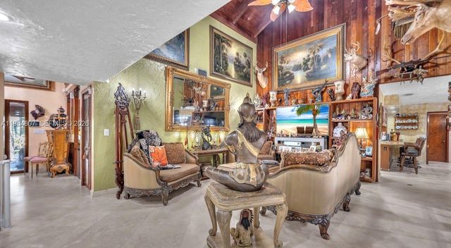 15425 SW 268th St, Homestead, FL 33032