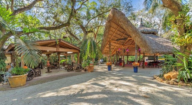 15425 SW 268th St, Homestead, FL 33032