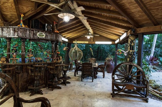 15425 SW 268th St, Homestead, FL 33032