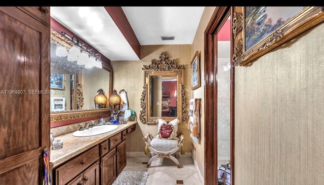 15425 SW 268th St, Homestead, FL 33032