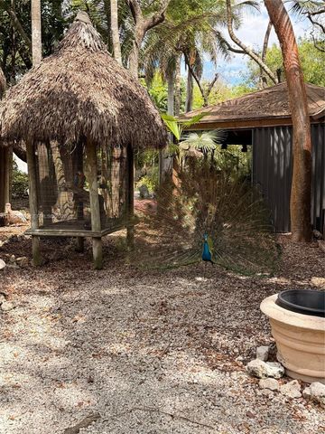 15425 SW 268th St, Homestead, FL 33032