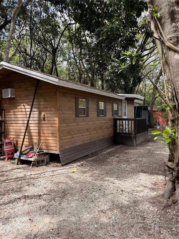 15425 SW 268th St, Homestead, FL 33032