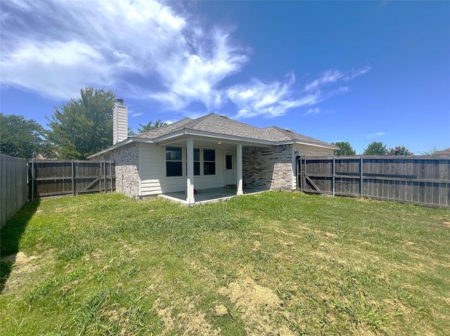 1616 Logan Drive, Royse City, TX 75189