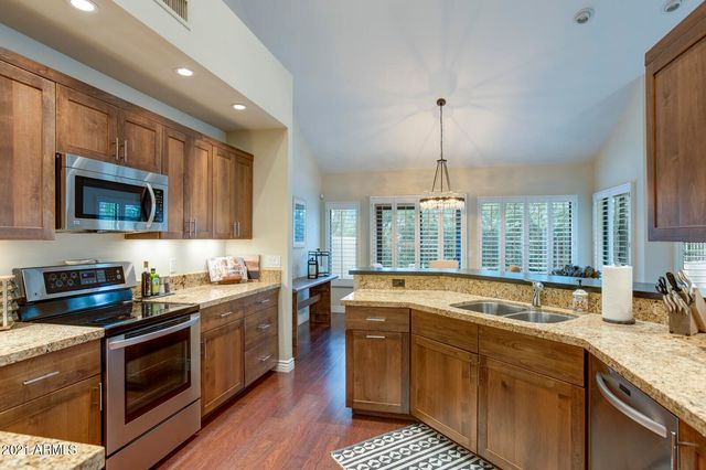 7272 E GAINEY RANCH Road 85, Scottsdale, AZ 85258