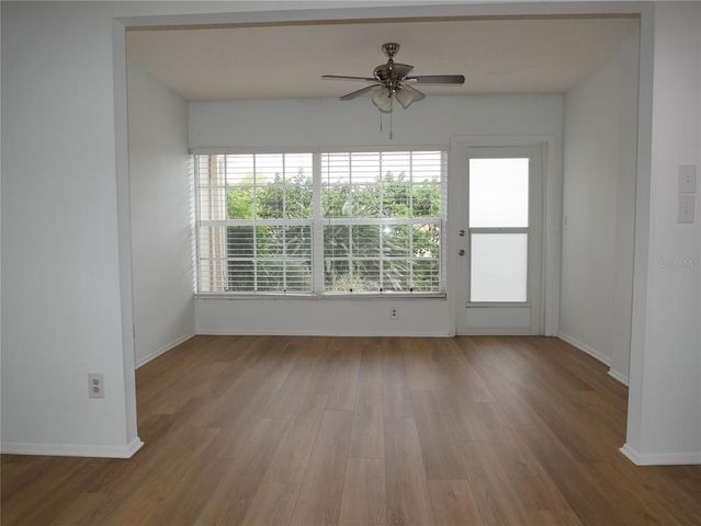 2297 LARK CIRCLE E E, Palm Harbor, FL 34684