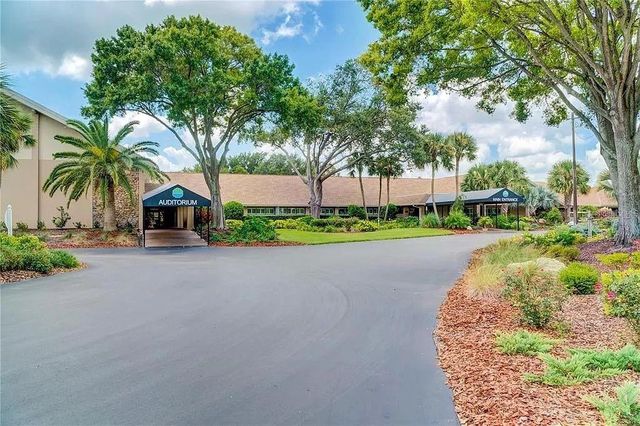 2297 LARK CIRCLE E E, Palm Harbor, FL 34684