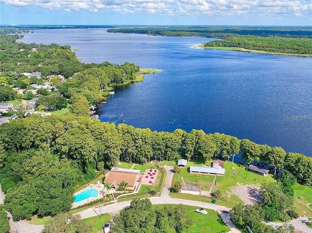 2297 LARK CIRCLE E E, Palm Harbor, FL 34684