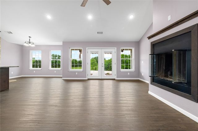 307 Whitetail Drive, Harrison, AR 72601