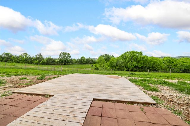 307 Whitetail Drive, Harrison, AR 72601