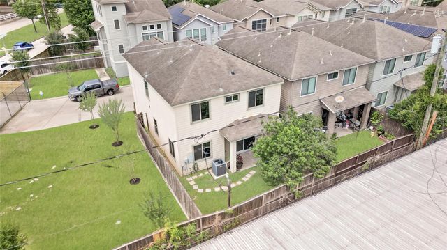 9415 Blalock Tree Court, Houston, TX 77080