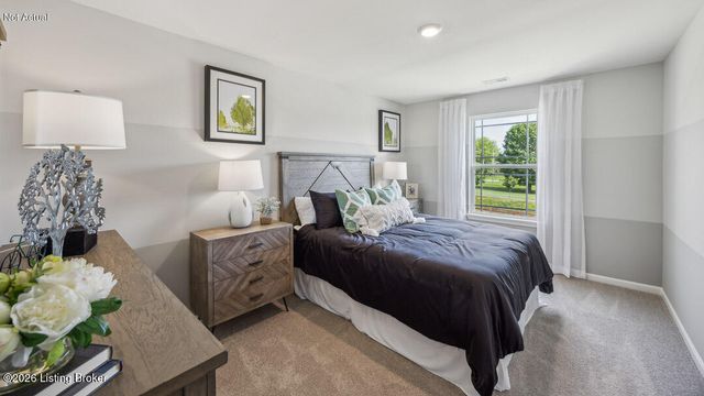 6400 Meadow Creek Ct, Louisville, KY 40229