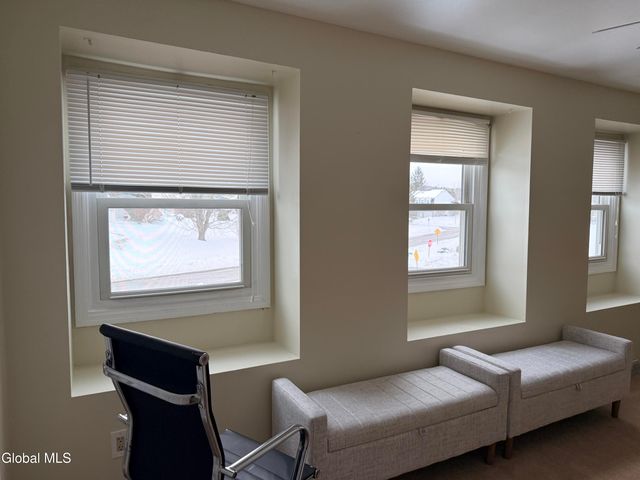 120 Donna Lynn Drive, East Greenbush, NY 12061