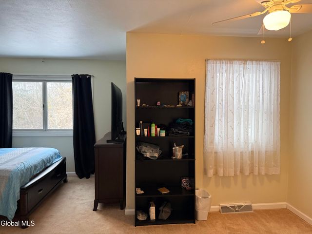 120 Donna Lynn Drive, East Greenbush, NY 12061