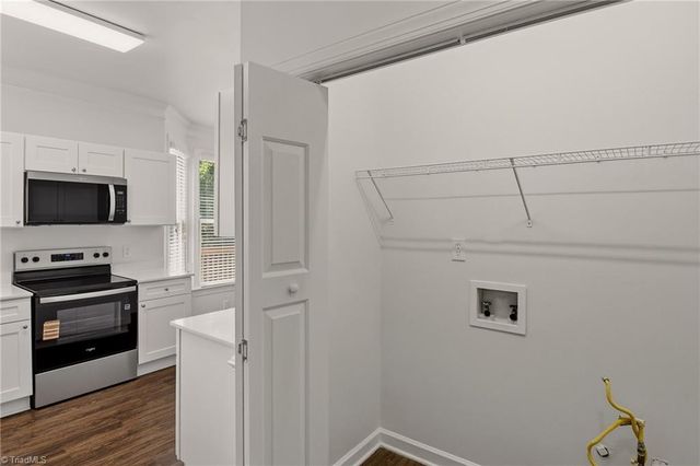 471 Kingsmill Drive, Advance, NC 27006
