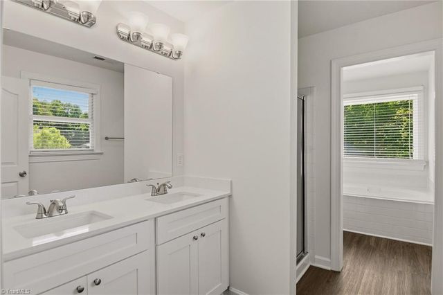 471 Kingsmill Drive, Advance, NC 27006